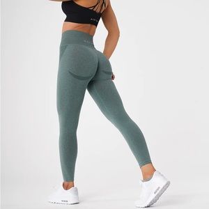 NVGTN leggings